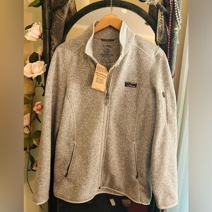 L.L. Bean Women’s size Large Regular light sweater fleece